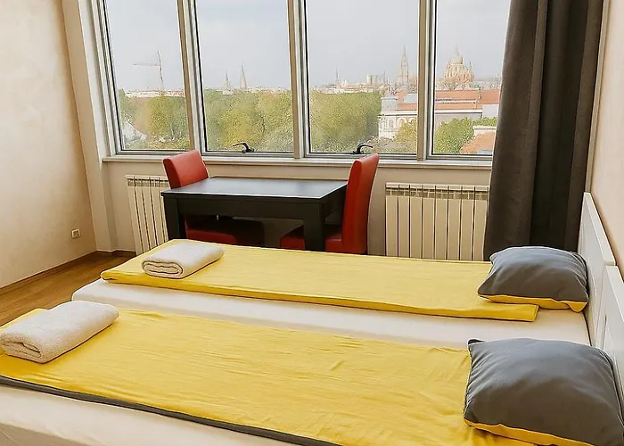 アパート Futoska Centar